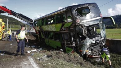 صورة مقتل وإصابة 21 شخصا في حادث انقلاب حافلة ركاب جنوب النمسا