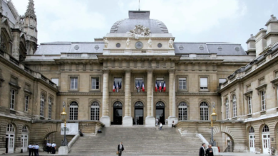 صورة فرنسا: محاكمة 7 نشطاء من اليسار المتطرف أحدهم قاتل في سوريا