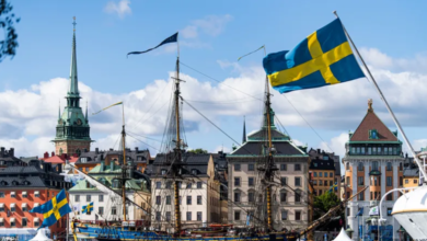 صورة قانون جديد.. 20% من الحاصلين على إقامة عمل قد يضطرون لمغادرة السويد الشهر المقبل