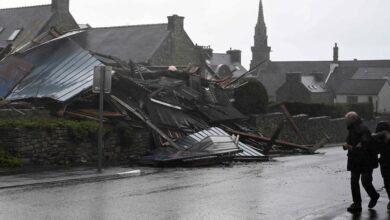 صورة مقتل 7 أشخاص في عدة دولة أوروبية جراء العاصفة “كياران”