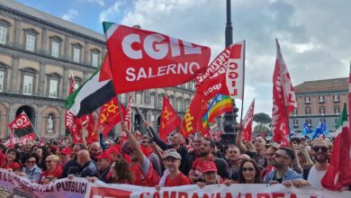 صورة إضراب واسع في إيطاليا ضد ميزانية 2024