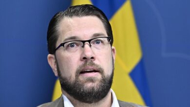 صورة استطلاع: المتطرف أوكسون ثانيا لتولي رئاسة الحكومة السويدية