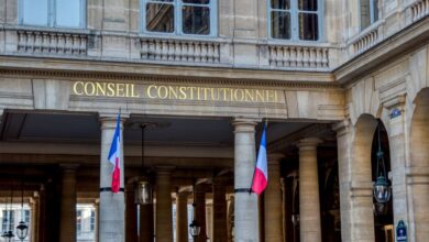 صورة المجلس الدستوري الفرنسي يرفض أكثر من ثلث بنود قانون الهجرة الجديد