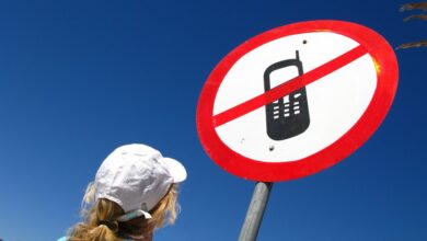 صورة قرية فرنسية تصوت لصالح منع استخدام الهواتف المحمولة في الأماكن العامة