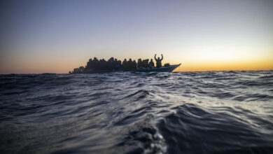 صورة وفاة 13 مهاجرا سودانيا وفقدان عشرات آخرين قبالة سواحل تونس