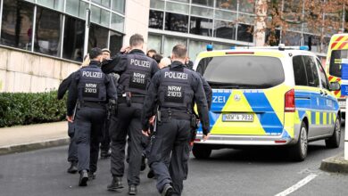 صورة إصابة عدد من التلاميذ في هجوم بسكين داخل مدرسة غربي ألمانيا