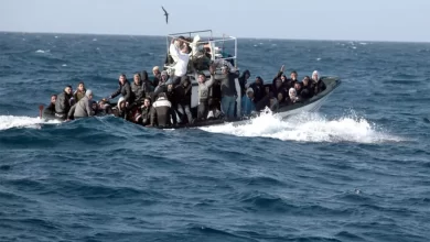 صورة وفاة 3 مهاجرين وفقدان سبعة آخرين في غرق قارب قبالة إسبانيا