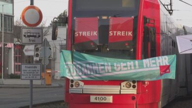 صورة إضراب واسع النطاق في قطاع النقل يشل الحركة في ألمانيا