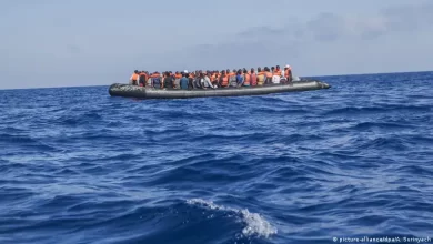 صورة في غضون يوم.. إنقاذ 1100 مهاجر قبالة سواحل إيطاليا