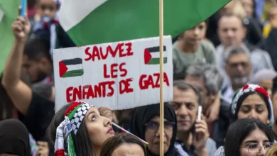 صورة الآلاف يتظاهرون في جنيف تضامنا مع الفلسطينيين