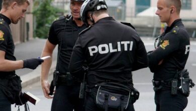 صورة الشرطة النرويجية تتسلح على غير العادة بسبب تهديدات طالت مساجد
