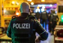 صورة مقتل رجل برصاص الشرطة خلال محاولته قتل والده بألمانيا
