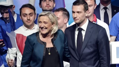 صورة اليمين المتطرف يتصدر نيات التصويت في فرنسا للانتخابات الأوروبية