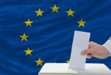 صورة توقعات بتحقيق اليمين المتطرف مكاسب كبيرة في انتخابات البرلمان الأوروبي
