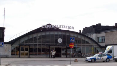 صورة بعد تهديد بوجود قنبلة.. إخلاء محطة قطارات ستولهولم