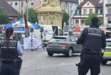 صورة الشرطة الألمانية تردي رجلا حاول طعن 3 من أفرادها